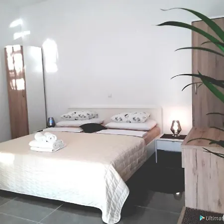 Flora Apartment Medulin