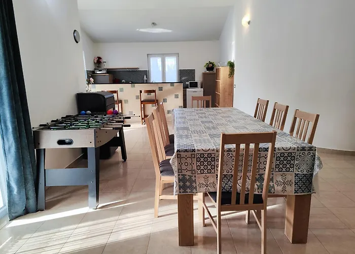 아파트 Flora 메덜린